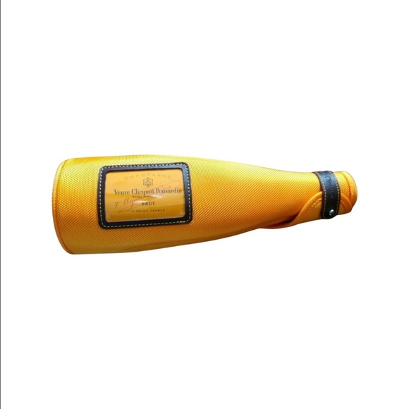Veuve Clicquot Champagne Brut Insulated Bottle Sleeve Ice Jacket - Picture 1 of 8